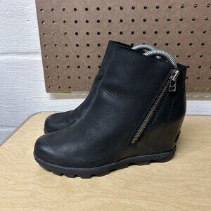 Sorel Joan Of Arctic Wedge II Black Leather Zip Bootie Shoes NL3364-010 Womens 7